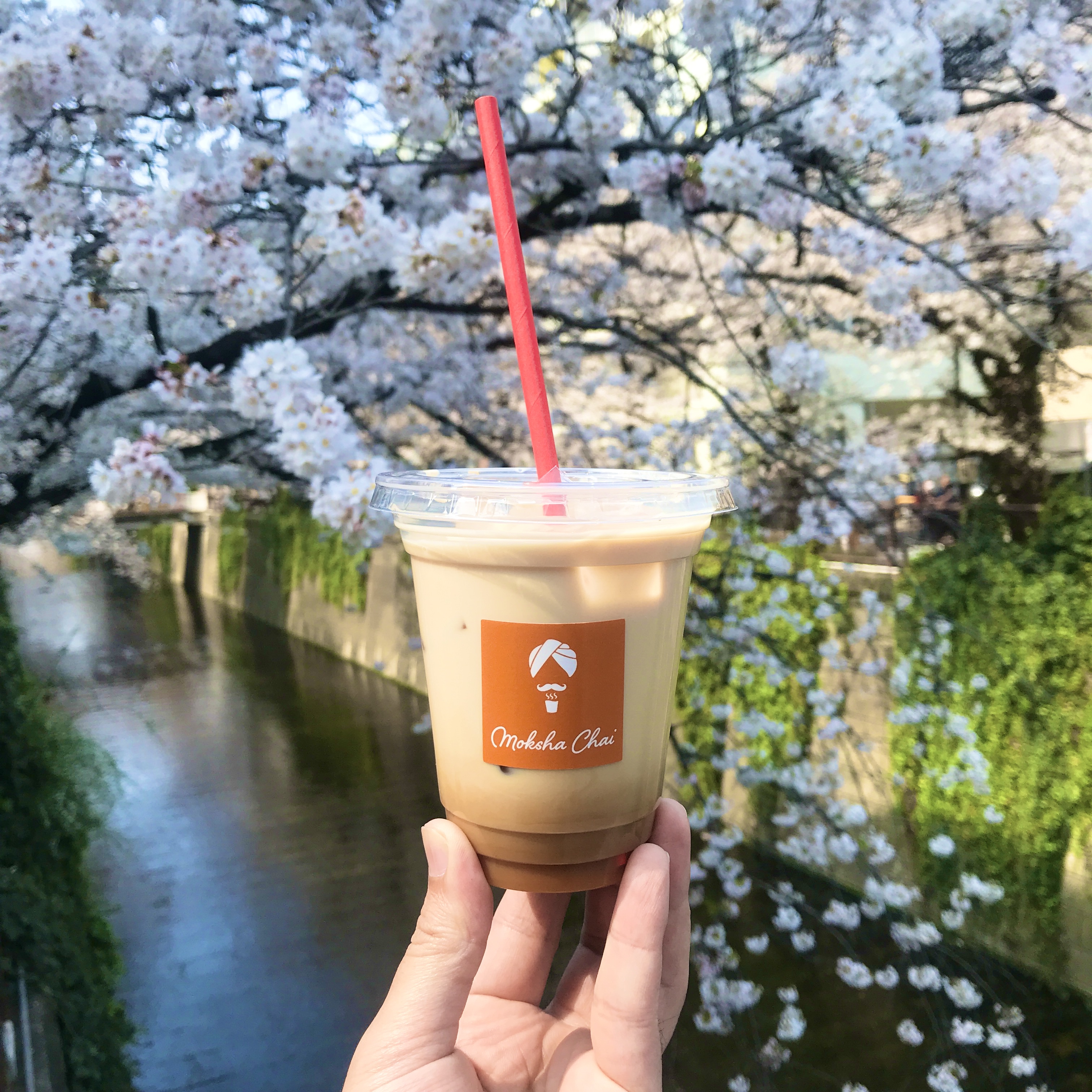 中目黒にチャイの聖地が誕生 4 24 土 チャイ専門店cafeモクシャチャイがグランドオープン 4月末まで毎日先着15名累計100名様にテイクアウトの チャイドリンク無料プレゼント The Moksha Japan株式会社のプレスリリース