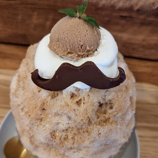 マサラチャイのかき氷 マサラチャイのかき氷