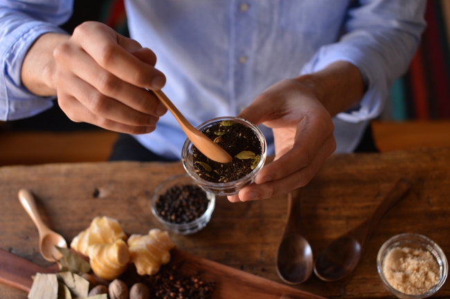 チャイティー専門の紅茶ブランド Moksha Chai モクシャチャイ がインドから上陸 The Moksha Japan株式会社のプレスリリース