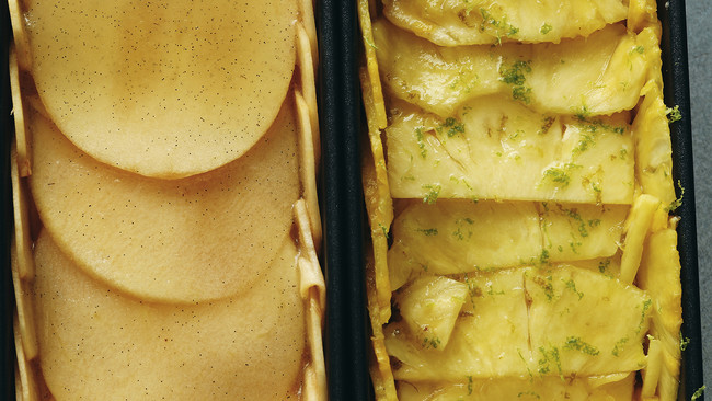 ※写真左側『タルトタタン(ポム)』、右側『タルトタタン(アナナス)』