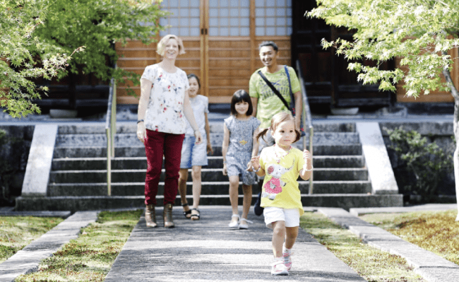 ママが観光公害を解消 京都のおかんベンチャーが京都女性起業家賞 知事賞を受賞 English Comes Below Kyoto With Kidsのプレスリリース