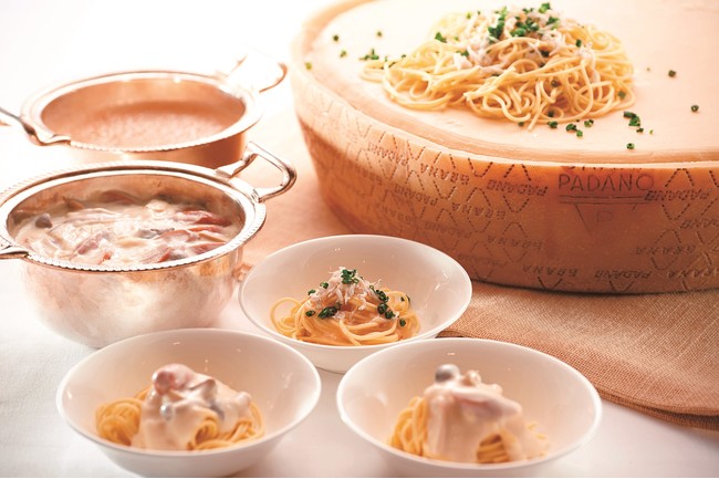 グラナパダーノで和えるパスタ 湘南しらすと小葱の和風ペペロンチーノ または 鎌倉ハムの「あらびきポーク ウインナー」ときのこのクリームソース グラナパダーノで和えるパスタ 湘南しらすと小葱の和風ペペロンチーノ または 鎌倉ハムの「あらびきポーク ウインナー」ときのこのクリームソース