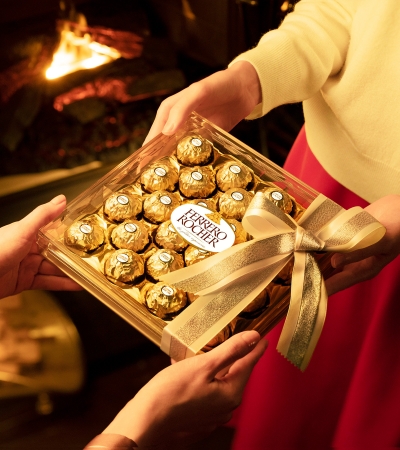 イタリア発のチョコレート Ferrero Rocher フェレロ ロシェ Instagramで 100人のインスタグラマー投稿バトン 甘美なクリスクマスプレゼントキャンペーン 開催 日本フェレロ株式会社のプレスリリース