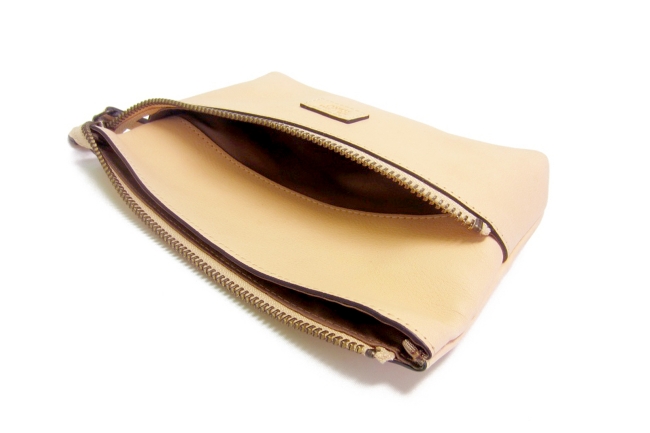 フレグランスレザー　AROMA Leather Goods Zipper Case – L ダヴィンチ ファーロ　Davinci FARO