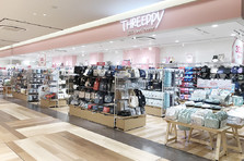 ダイソー フランス製ネイルの取り扱いを開始 全国のダイソーで21年4月下旬から順次販売 株式会社大創産業のプレスリリース