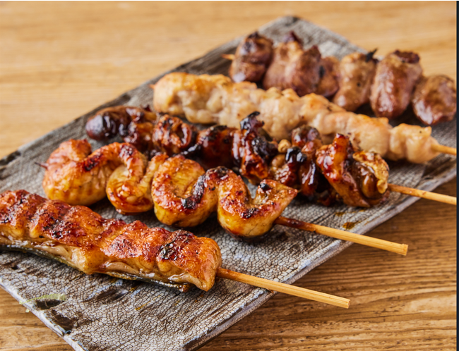 左から、短冊、くりから、肝、鶏もも、ハツ