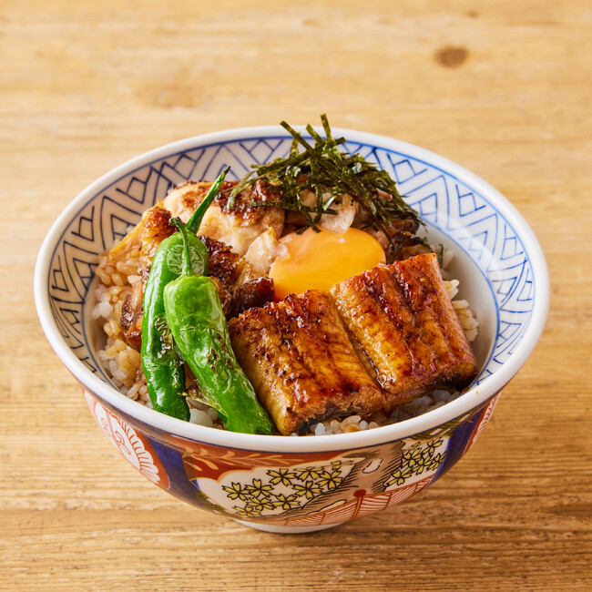 鰻と鶏を同時に楽しめる「うっとり丼」1,680円