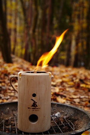 燃焼時にほのかに甘い香りがするトーチ