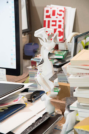 余宮飛翔氏《Ridiculous beyond the point of emptiness.》 余宮飛翔氏《Ridiculous beyond the point of emptiness.》