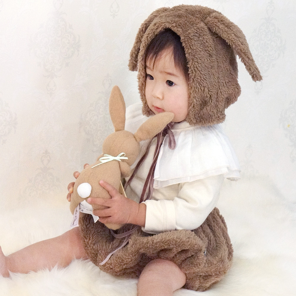 うちの子がかわいいうさぎに変身しちゃう イギリスの人気絵本 Belle Boo から生まれた ふわもこキュートななりきり3点セットが登場 株式会社バケーションのプレスリリース