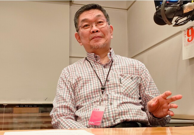 漫才作家・本多正識のお笑い考察番組がスタート!初回は「第44回ABCお笑いグランプリ観戦記」/『本多正識のちょっと聞いたぁ?』 -朝日放送