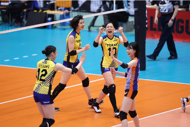 V1女子 第3位となった東レ 4月9日 対久光戦 V1女子 第3位となった東レ 4月9日 対久光戦