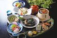 【明治記念館】“懐石料亭「花がすみ」平日ランチタイム期間限定・室料サービスの「初夏ざんまい御膳」を提供!” 港区元赤坂の落ち着いた個室で極上のひと時をお愉しみください