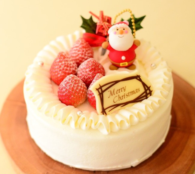 岩手県宮古市 ヤギミルクを使った日本初の洋菓子専門店 パティスリー レ ド シェーブル クリスマスケーキを数量限定で販売 沿線グルメ