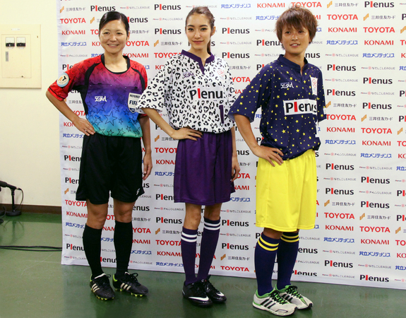 日本女子サッカーリーグ初 人気ブランドx Girl Sportsがなでしこリーグオールスター13のユニフォームをデザイン Zozousedでチャリティ販売 株式会社zozousedのプレスリリース