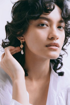 zeus earring