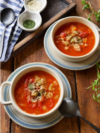 余り野菜でおいしくなる【フレッシュトマトのミネストローネ】