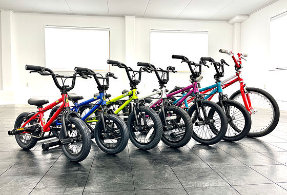 最新モデルを試乗できるBMXショップも併設