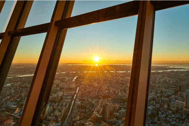 展望台から眺めた初日の出(2021年の様子)©TOKYO-SKYTREE