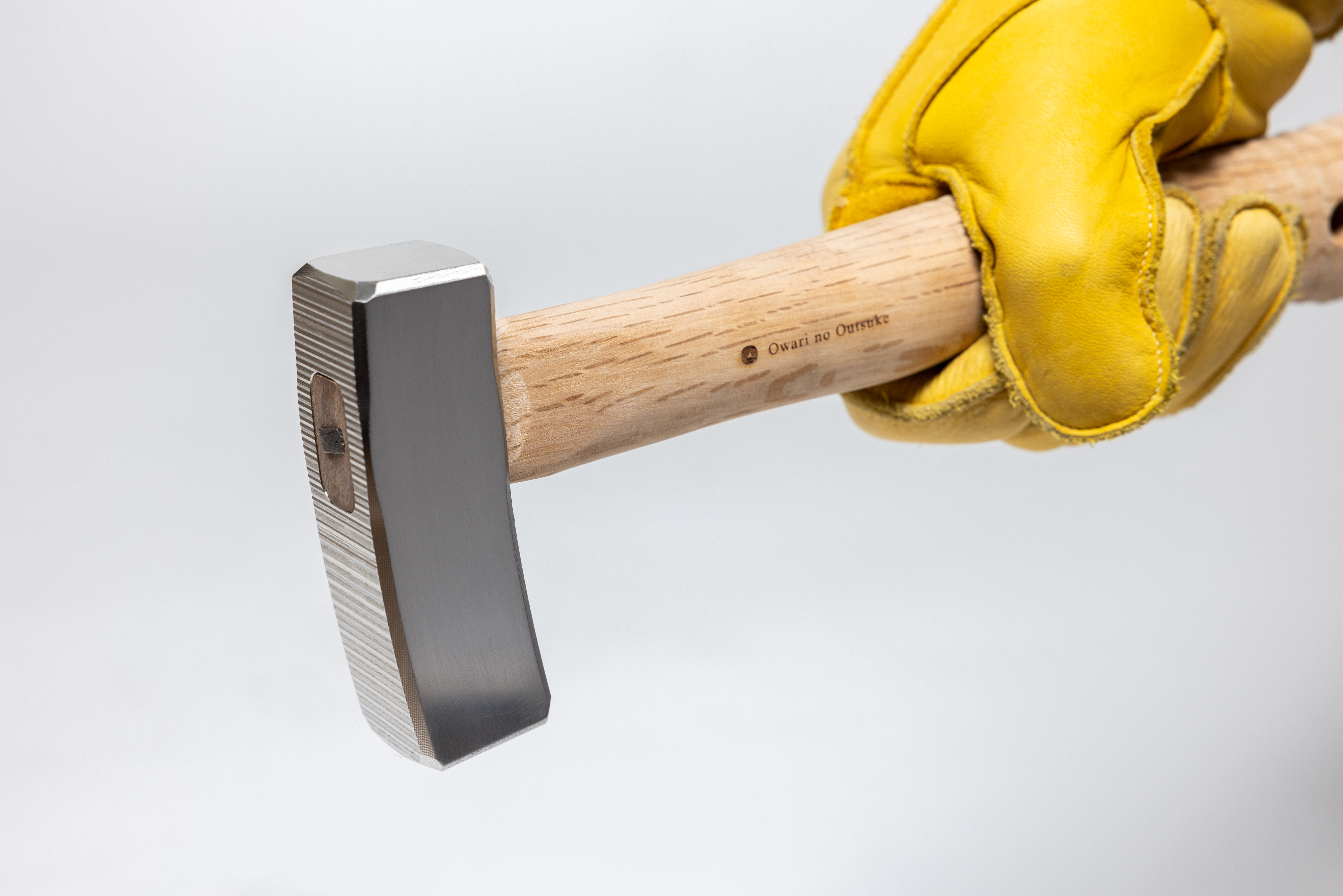 日本の叩くを今に 刀鍛冶が監修 叩きやすさを追求したキャンプ専用ハンマー 手槌 一般販売開始 株式会社エムエス製作所のプレスリリース