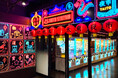 話題の台湾式を含むクレーンゲーム約100台設置の“台湾夜市風お祭りエンタメ空間”「タイトーステーション」キャナルシティ博多センターウォーク5Fに8/8オープン！