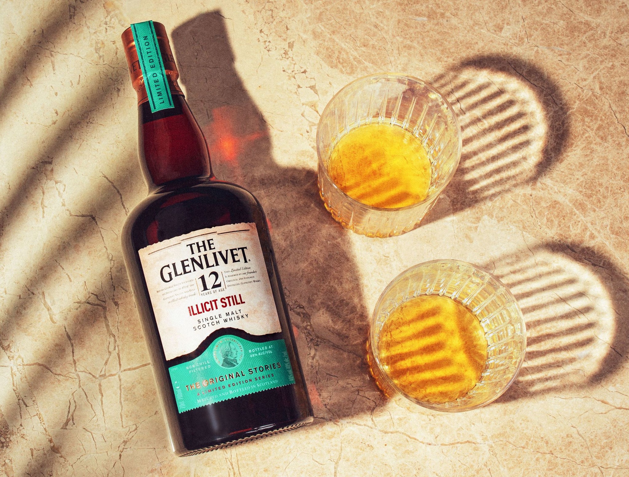 全てのシングルモルトの原点 ザ グレンリベット より19世紀初頭の密造酒時代のウイスキーをトリビュートした逸品 ザ グレンリベット12年 イリシット スティル が2月15日 月 から数量限定発売 ペルノ リカール ジャパン株式会社の