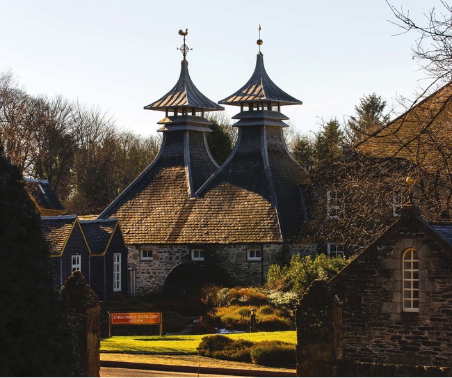 シーバスリーガルの故郷、ストラスアイラ蒸留所