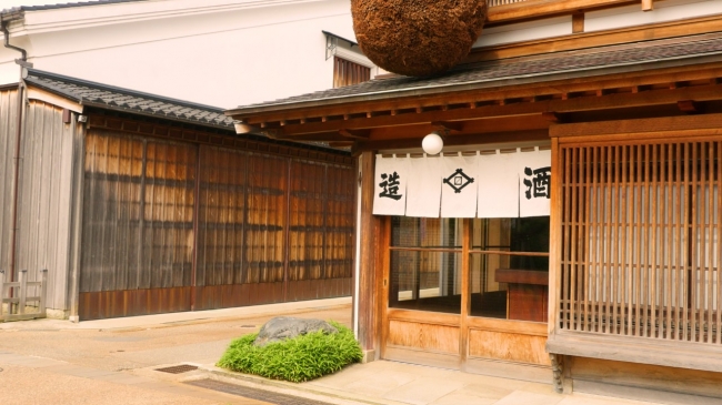 富山市に蔵を構える「満寿泉」