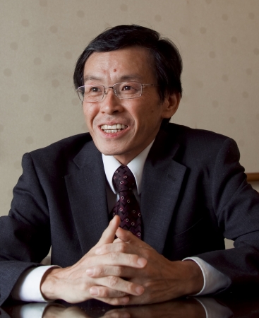 岸見一郎　氏