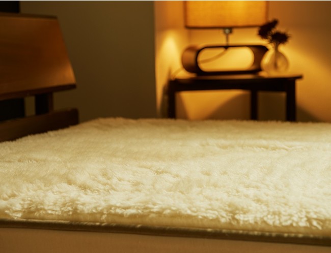 電気毛布を使いたくないあなたに！希少なウールを100％使用したフリースウール毛布シリーズにより暖かい「MAXIMUM The Sofwool®️（ マキシマム・ザ・ソフゥール®️）」新登場！｜株式会社ディーブレスのプレスリリース