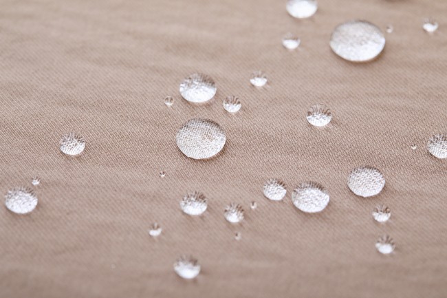 Nano-Tex®加工繊維採用、しっかり撥水します。