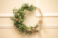 Motif Wedding Planning & Event DesignのフラワーブランドLILY ROSEがオンラインストアにて　ドライフラワーとしても愉しめるクリスマスリースを期間限定で販売