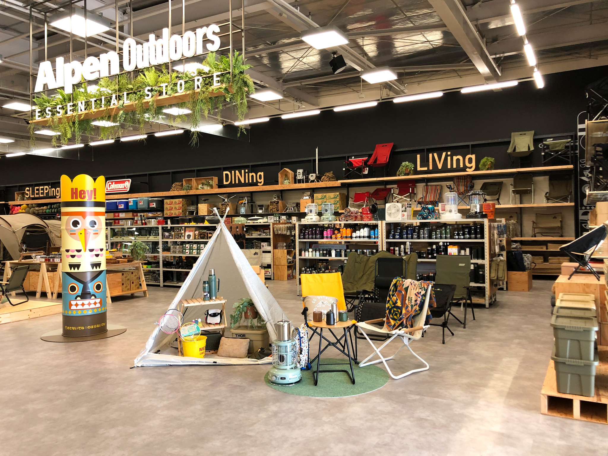 「AlpenOutdoors ESSENTIAL STORE 徳島藍住店」がスポーツデポ 徳島藍住店内のショップインショップとして11月3日に ...