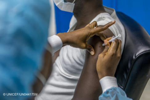 新型コロナウイルス感染症 Covid 19 のワクチン調達 供給プログラム Covax に賛同し 募金活動を実施 5月日 木 6月30日 水 チューリッヒ保険会社のプレスリリース