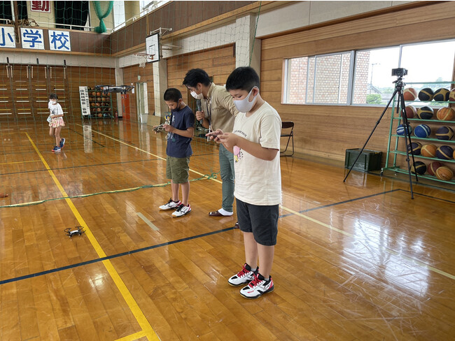 安全に配慮しながらドローンを楽しんで飛ばしました 安全に配慮しながらドローンを楽しんで飛ばしました