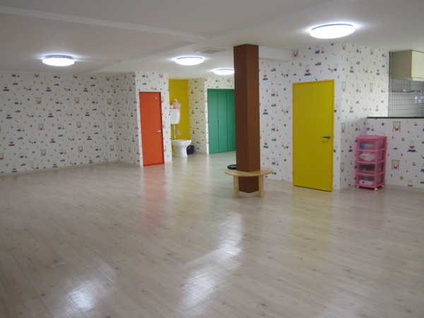 main image