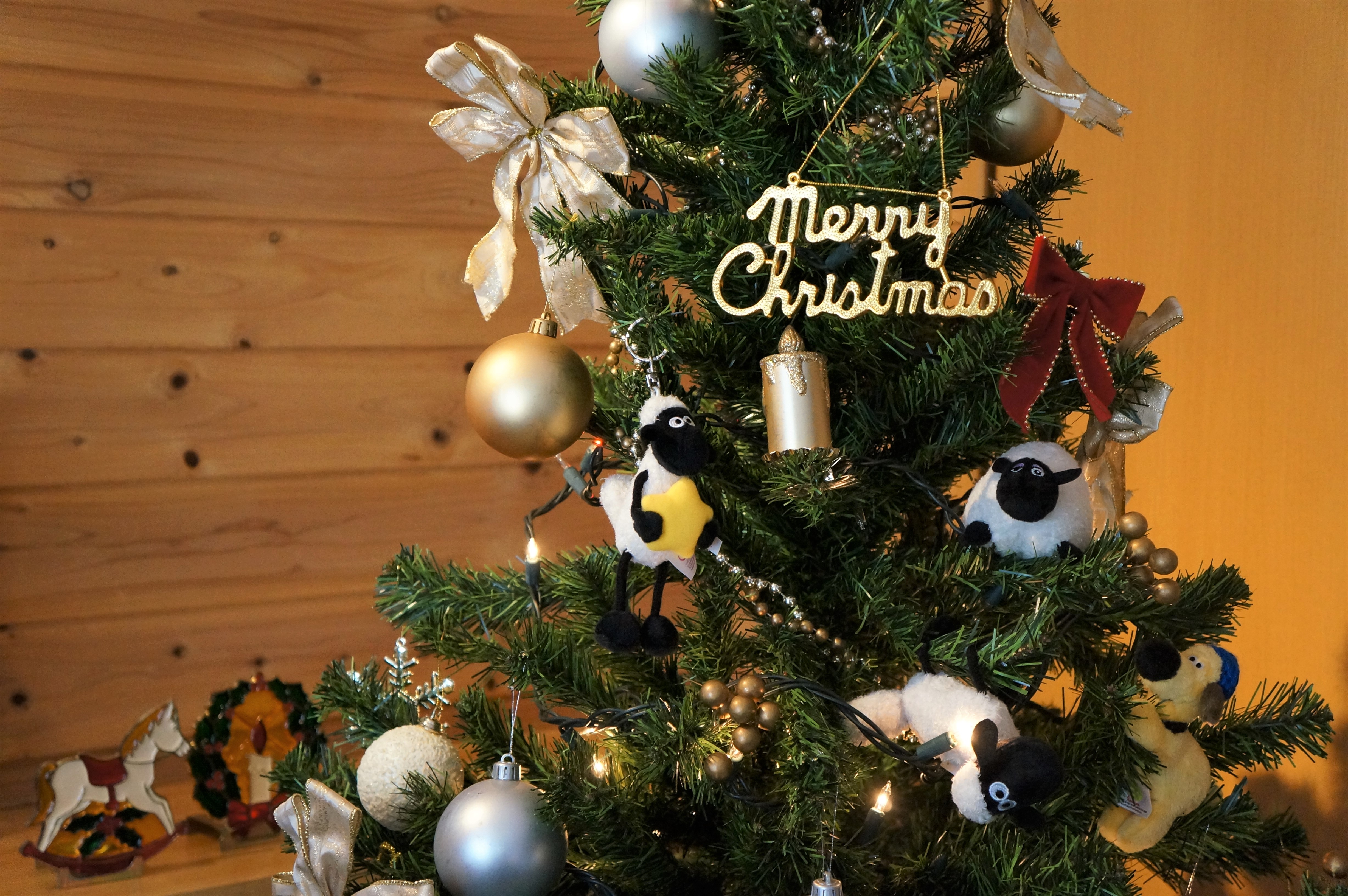 今年のクリスマスはひつじのショーン と過ごしませんか クリスマス期間限定カフェーメニューやおうちクリスマスを盛り上げるアイテムが満載 株式会社東北新社のプレスリリース
