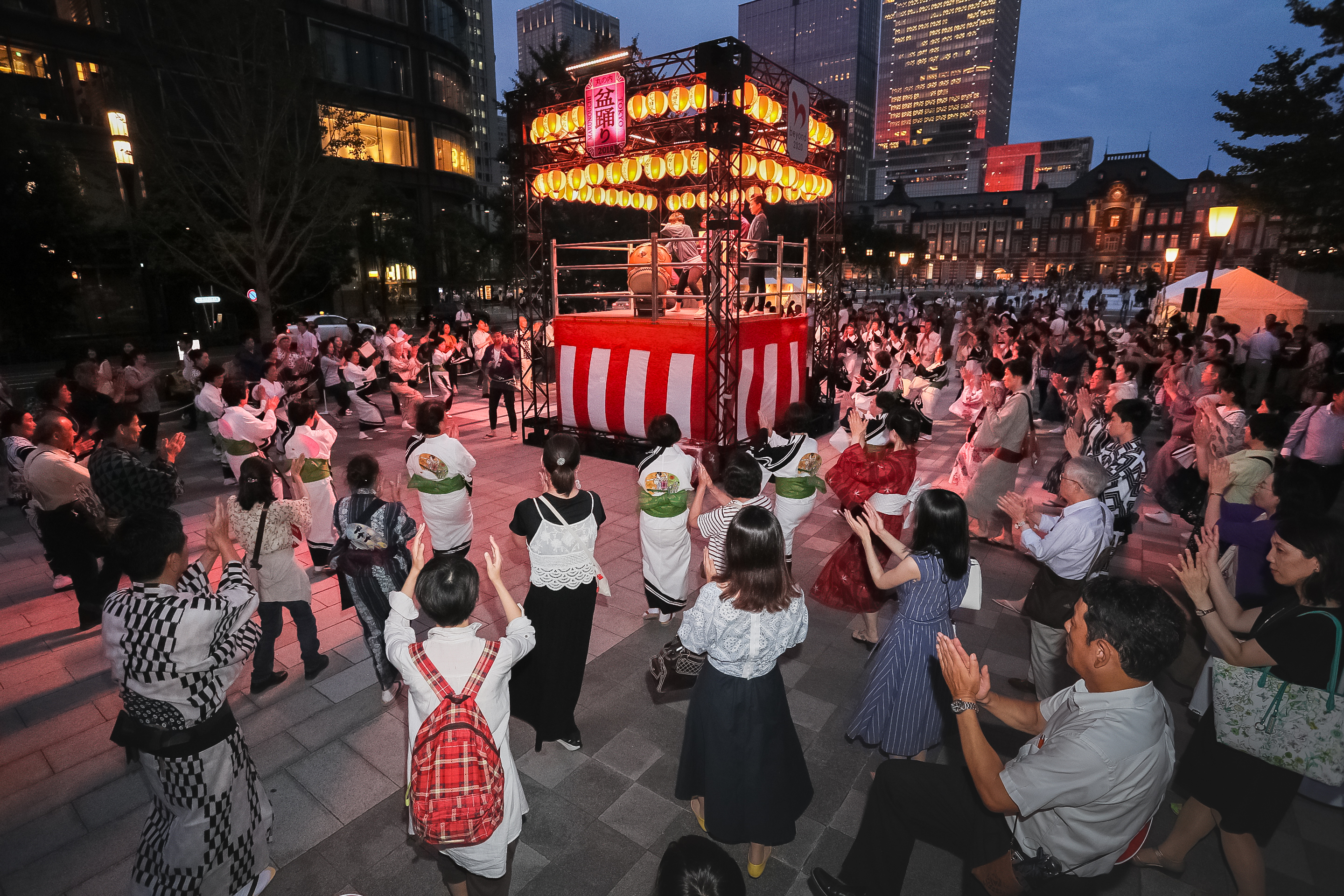 大手町 丸の内 有楽町 夏祭り２０１９ 丸の内 ｄｅ 打ち水 東京丸の内盆踊り２０１９ 三菱地所プロパティマネジメント株式会社のプレスリリース