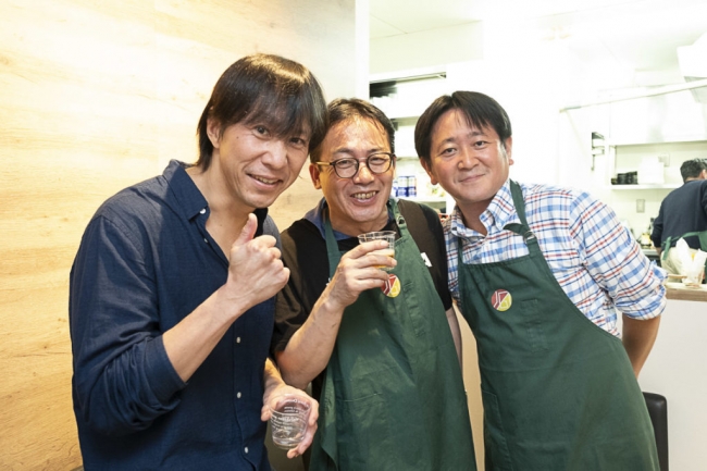 奥野シェフと大木理事、勝見理事