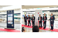 那覇空港バス停に「スマートバス停」導入。グループ会社のアザナが複数社乗り入れGTFSデータ連携と緊急情報配信システムを構築。