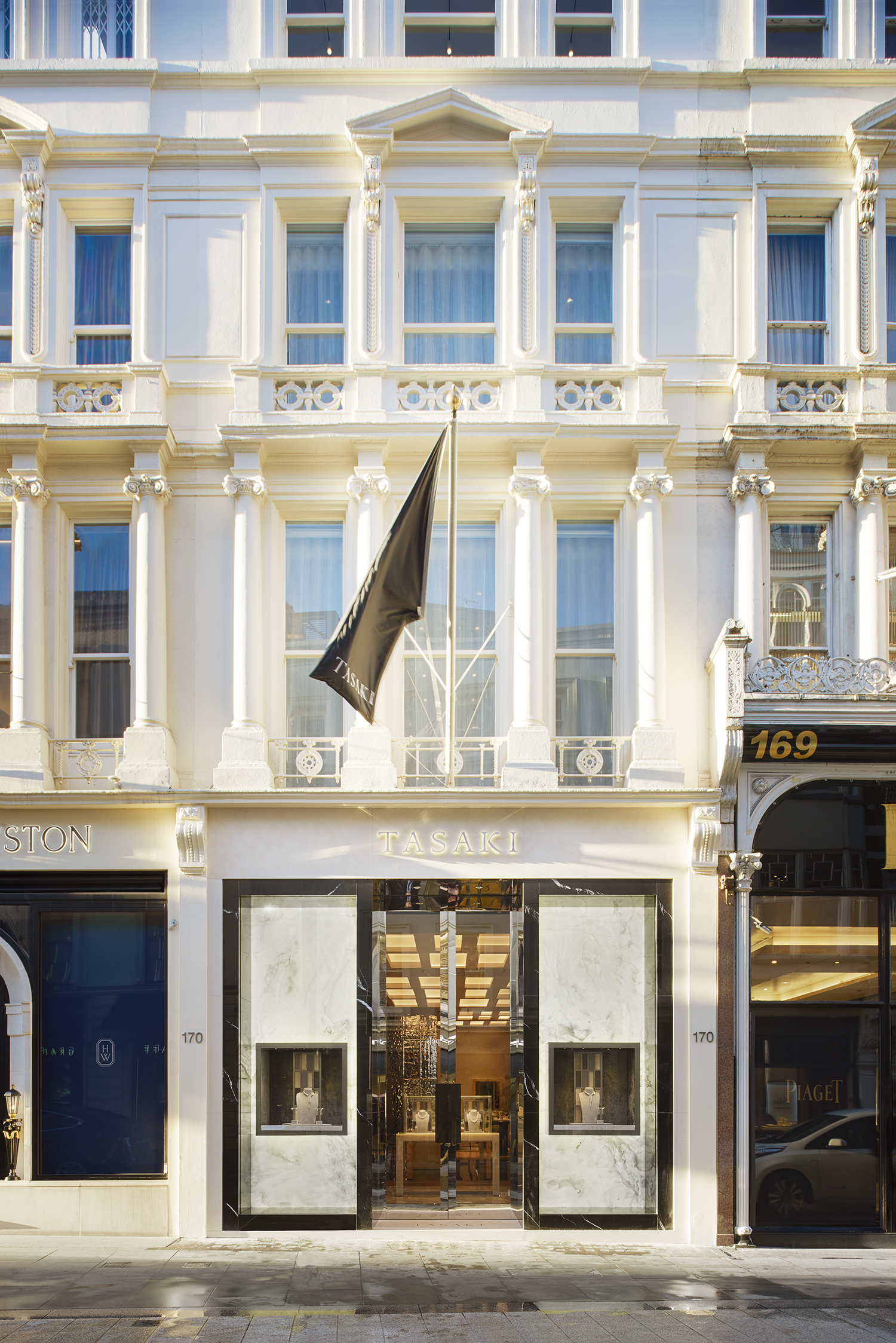Tasaki 欧州における初の旗艦店 Tasaki London New Bond Street をオープン 株式会社tasakiのプレスリリース