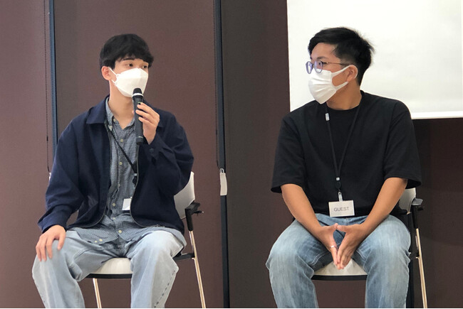 トークセッションに参加した監督の伊豆倉将宙さん（左）と脚本の梶田慎悟さん（右）