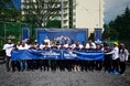MLBコミッショナー以下総勢13名のMLBレジェンドたちが、特別支援学校に集結