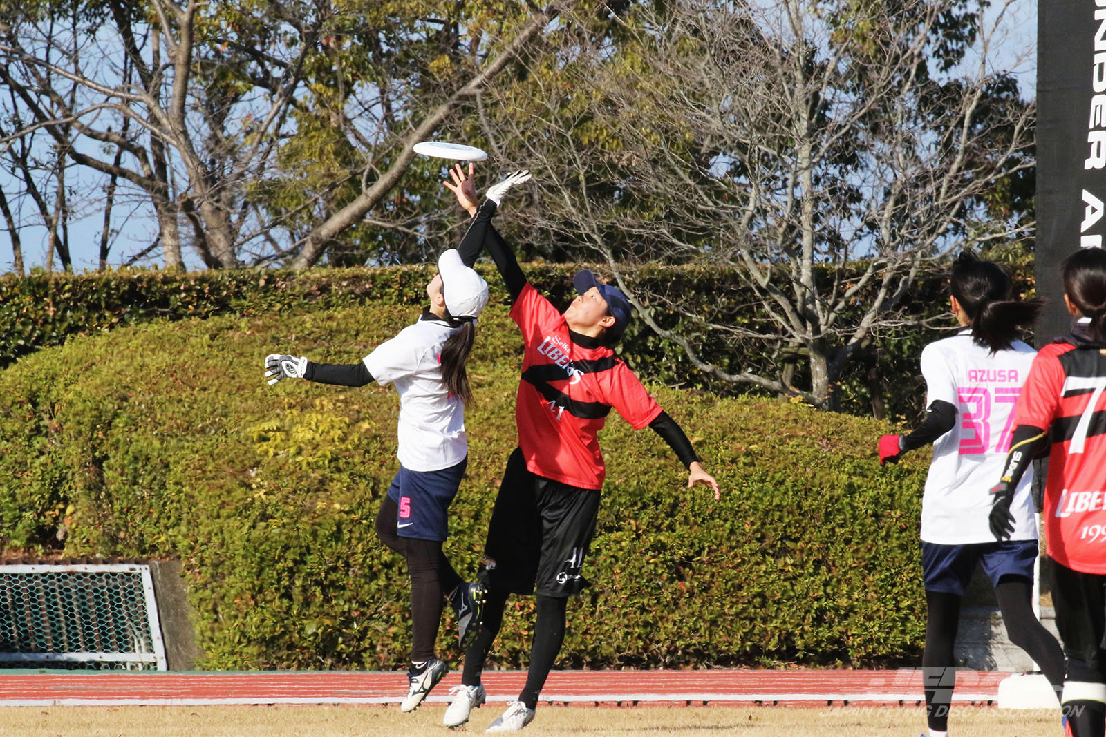 メン部門は大阪体育大学が連覇 ウィメン部門はゴナが悲願の初優勝 第2回全日本u21アルティメット選手権大会 一般社団法人日本フライングディスク協会のプレスリリース