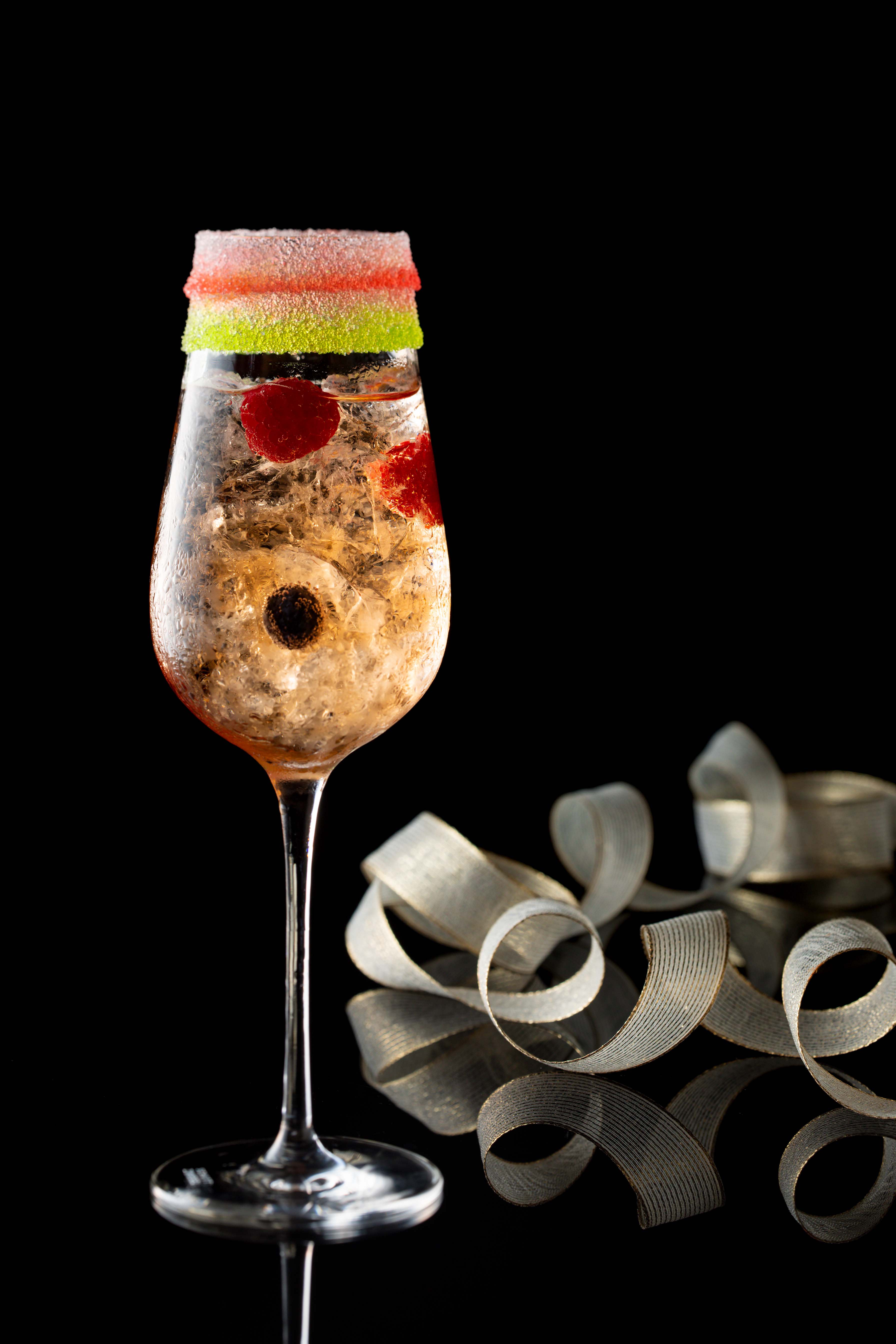 クリスマスツリーをイメージしたカクテルが新登場 Djミュージックと共に渋谷ストリームでクリスマスを堪能 エクセルホテル東急のプレスリリース