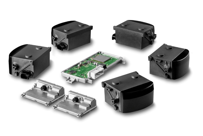 ヴァレオの車載制御ユニットとセンサー