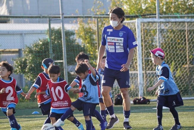 横浜fc トップチーム選手がサッカースクールを訪問し 子ども達の練習に参加 産経ニュース