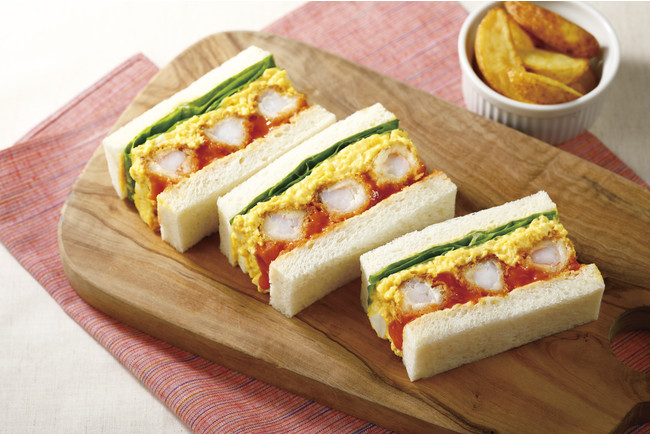 オマール香る、えびフライたまごサンド