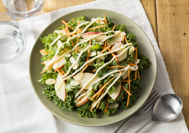 ケールとりんごとにんじんのサラダ ケールとりんごとにんじんのサラダ