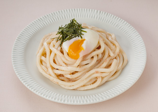 たらこうどん　温卵のせ